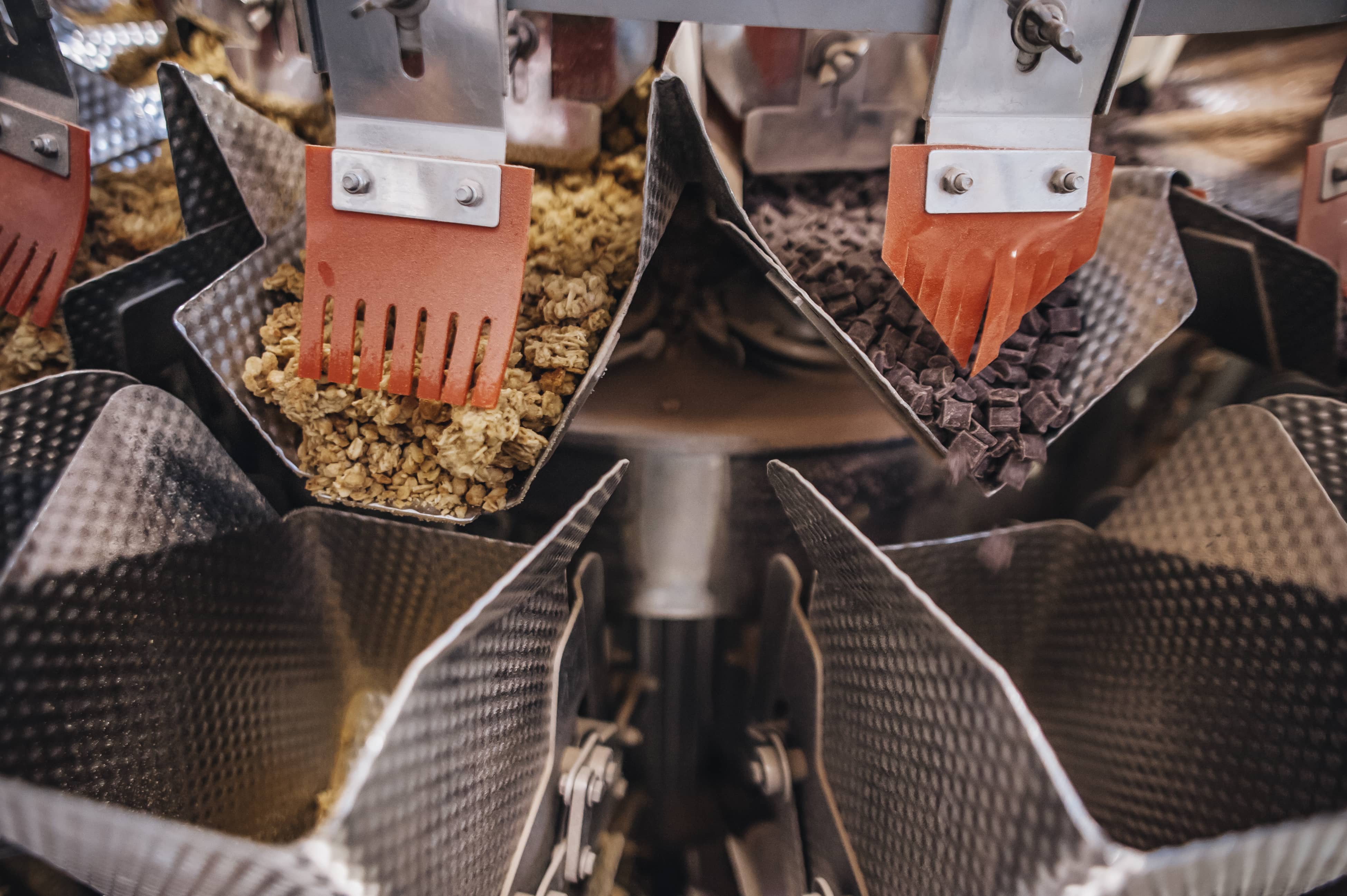 Sante Cereals 16 Head 3 Mix Multihead Weigher Two Hoppers PR Shot MR